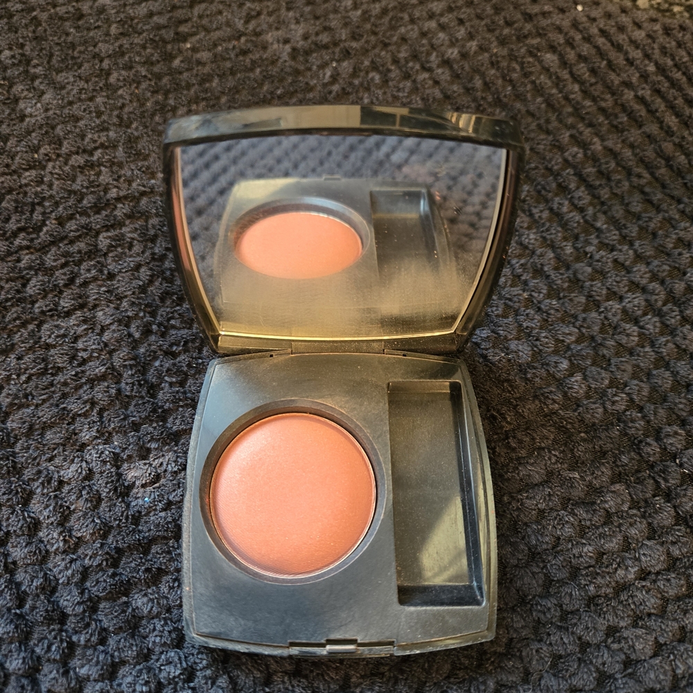 CHANEL Coral Blush Compact